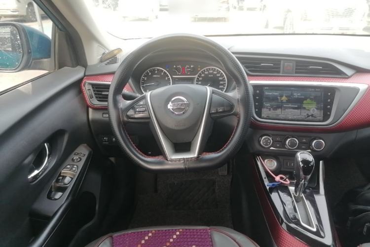 Used Nissan Lannia 2019 1.6L CVT Smart Connect Smart Cool Version China V Standard Steering Wheel