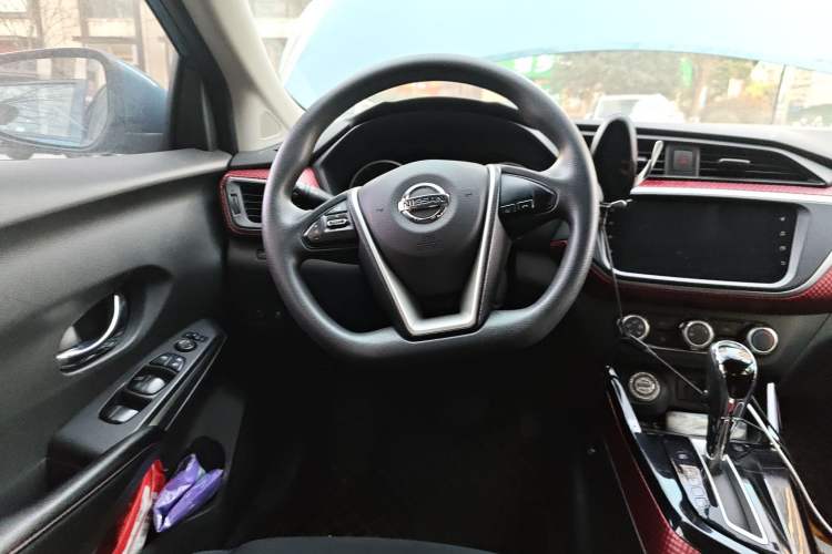 Used Nissan Lannia 2019 1.6L CVT Smart Connect Smart Cool Version China V Standard Steering Wheel