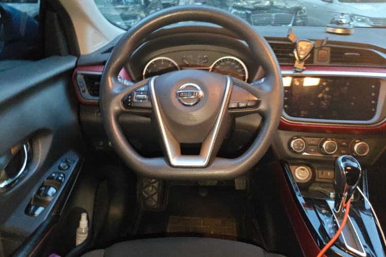 Used Nissan Lannia 2019 1.6L CVT Smart Connect Smart Cool Version China V Standard Steering Wheel
