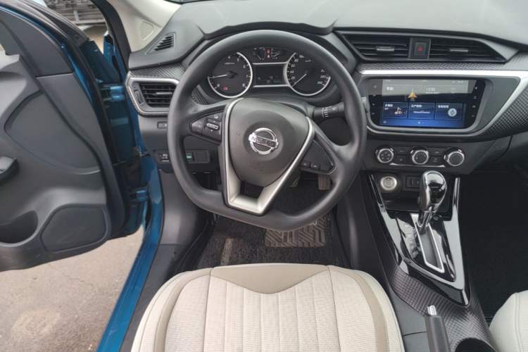 Used Nissan Lannia 2019 1.6L CVT Smart Connect Smart Cool Version China V Standard Steering Wheel