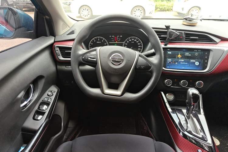 Used Nissan Lannia 2019 1.6L CVT Smart Connect Smart Cool Version China V Standard Steering Wheel