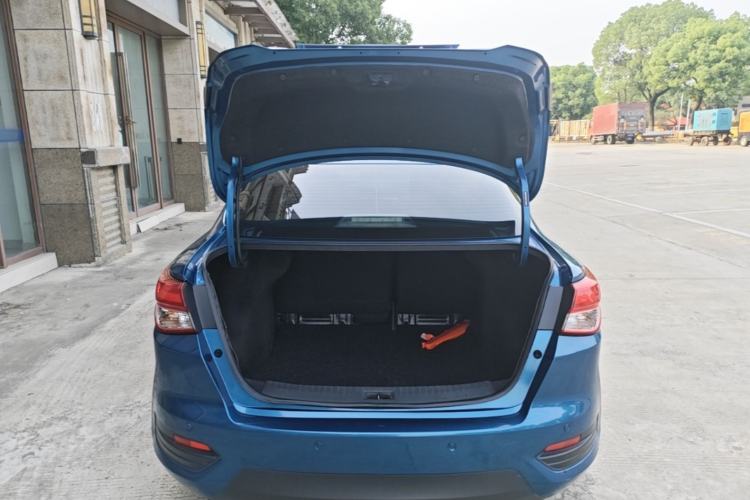 Used Nissan Lannia 2019 1.6L CVT Smart Connect Smart Cool Version China VI Standard Trunk