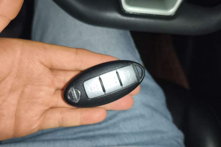 Used Nissan Lannia 2019 1.6L CVT Smart Connect Smart Cool Version China V Standard Vehicle Key