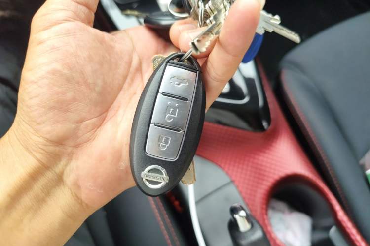 Used Nissan Lannia 2019 1.6L CVT Smart Connect Smart Cool Version China V Standard Vehicle Key