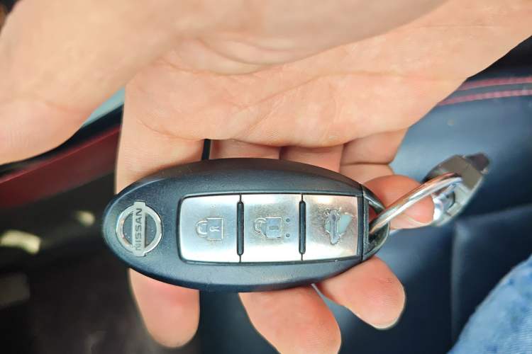 Used Nissan Lannia 2019 1.6L CVT Smart Connect Smart Cool Version China V Standard Vehicle Key