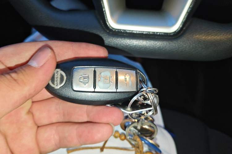 Used Nissan Lannia 2019 1.6L CVT Smart Connect Smart Cool Version China V Standard Vehicle Key