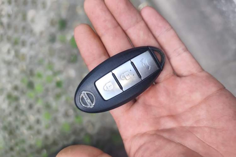 Used Nissan Lannia 2019 1.6L CVT Smart Connect Smart Cool Version China VI Standard Vehicle Key