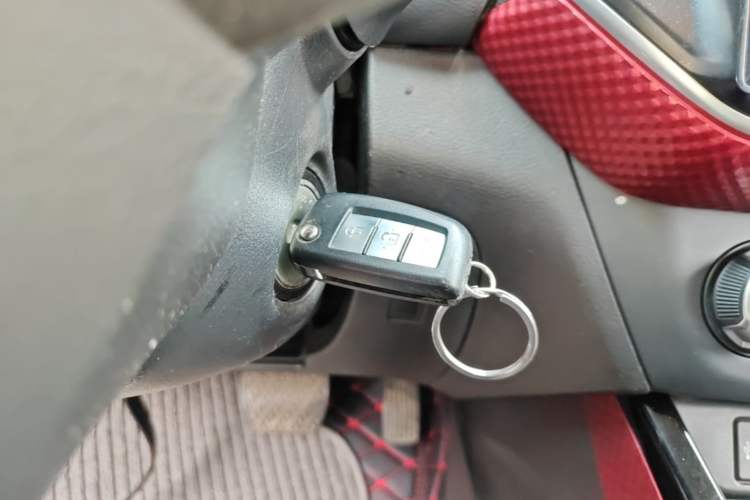 Used Nissan Lannia 2019 1.6L CVT Cool Edition China VI Vehicle Key
