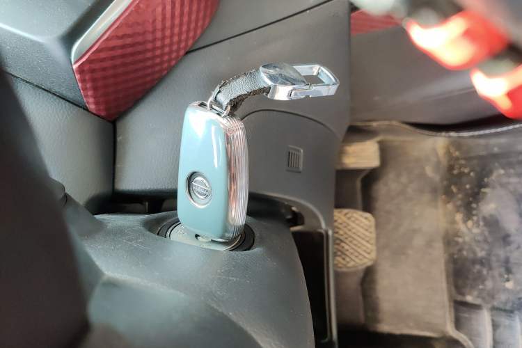 Used Nissan Lannia 2019 1.6L CVT Cool Edition China V Standard Vehicle Key
