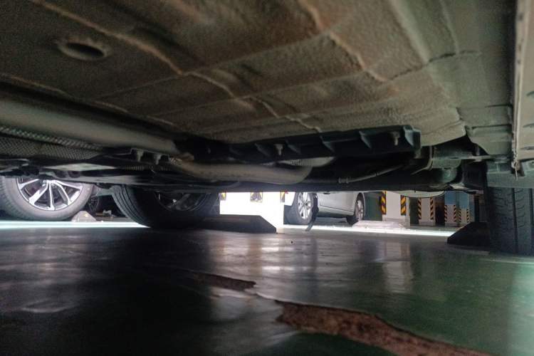 Used Nissan Lannia 2019 1.6L CVT Smart Connect Smart Cool Version China V Standard Chassis Rear Left