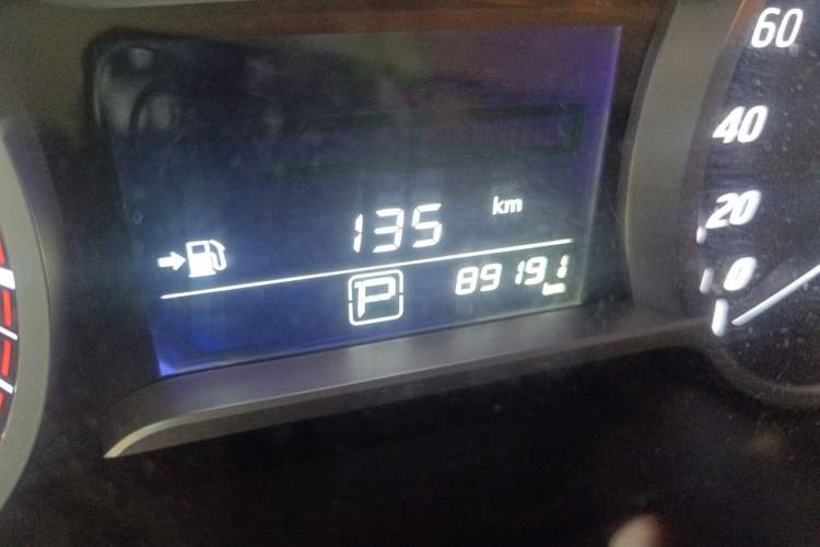 Used Nissan Lannia 2019 1.6L CVT Smart Connect Smart Cool Version China V Standard Odometer Close Up