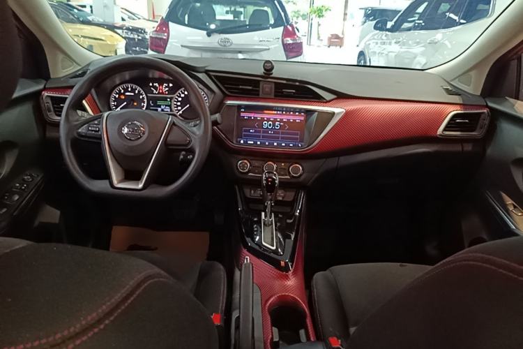 Used Nissan Lannia 2019 1.6L CVT Cool Edition China VI Center Console