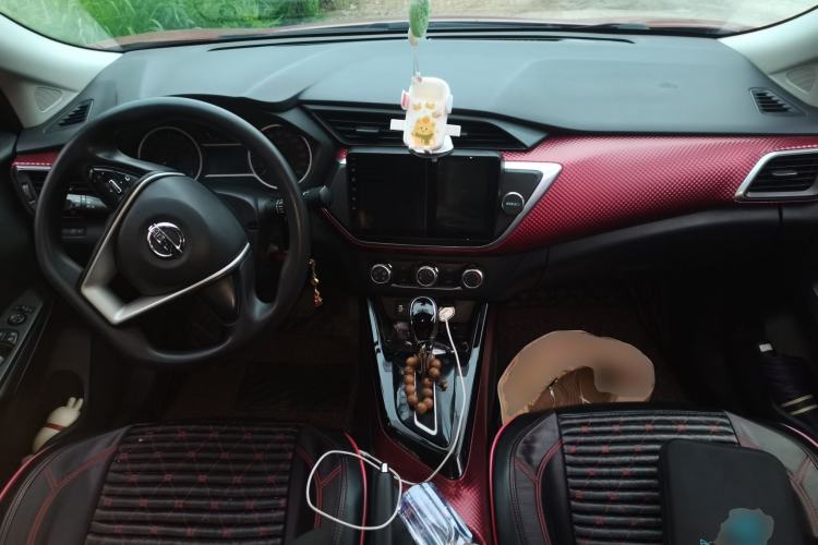 Used Nissan Lannia 2019 1.6L CVT Cool Edition China VI Center Console