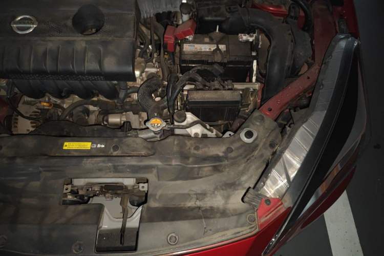 Used Nissan Lannia 2019 1.6L CVT Cool Edition China VI Engine Bay Left