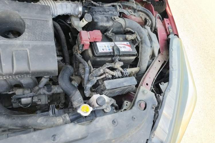 Used Nissan Lannia 2019 1.6L CVT Smart Connect Smart Cool Version China V Standard Engine Bay Left