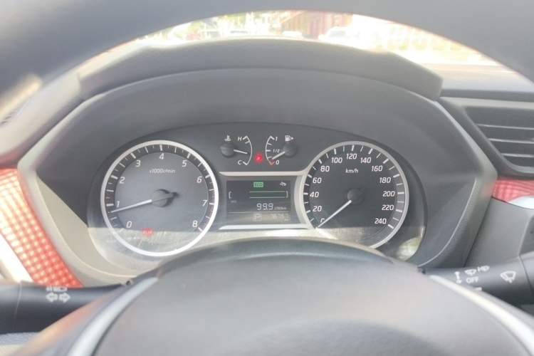 Used Nissan Lannia 2019 1.6L CVT Smart Connect Smart Cool Version China V Standard Instrument Cluster