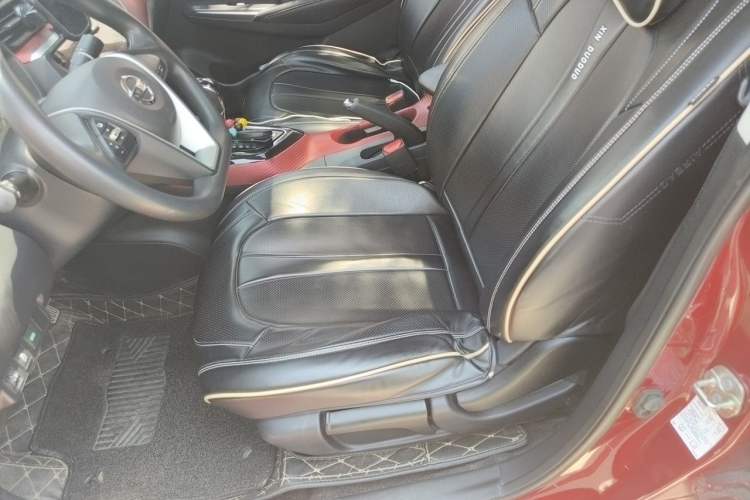 Used Nissan Lannia 2019 1.6L CVT Smart Connect Smart Cool Version China V Standard Left Front Seat