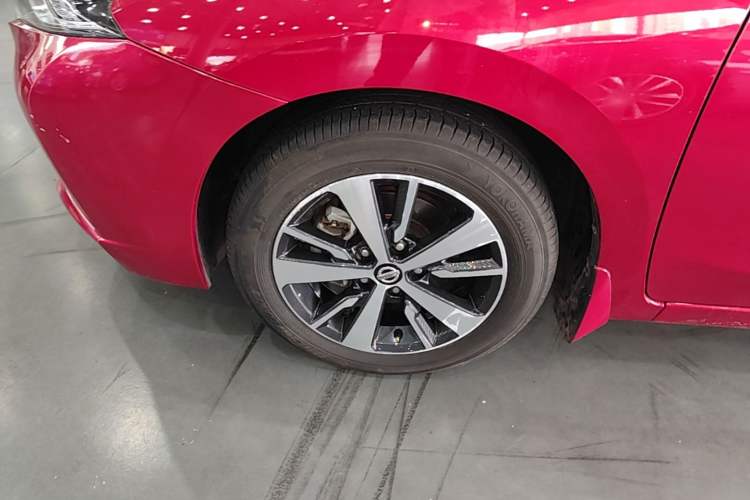 Used Nissan Lannia 2019 1.6L CVT Cool Edition China VI Left Front Wheel Hub