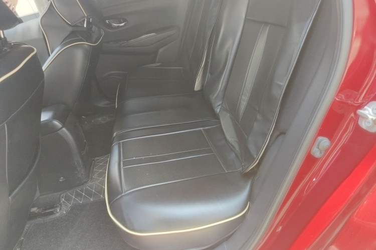 Used Nissan Lannia 2019 1.6L CVT Smart Connect Smart Cool Version China V Standard Left Rear Seat