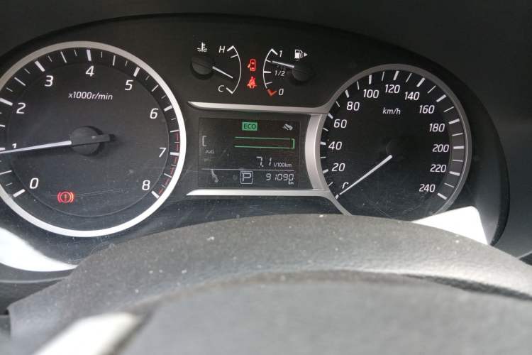 Used Nissan Lannia 2019 1.6L CVT Cool Edition China VI Odometer Close Up