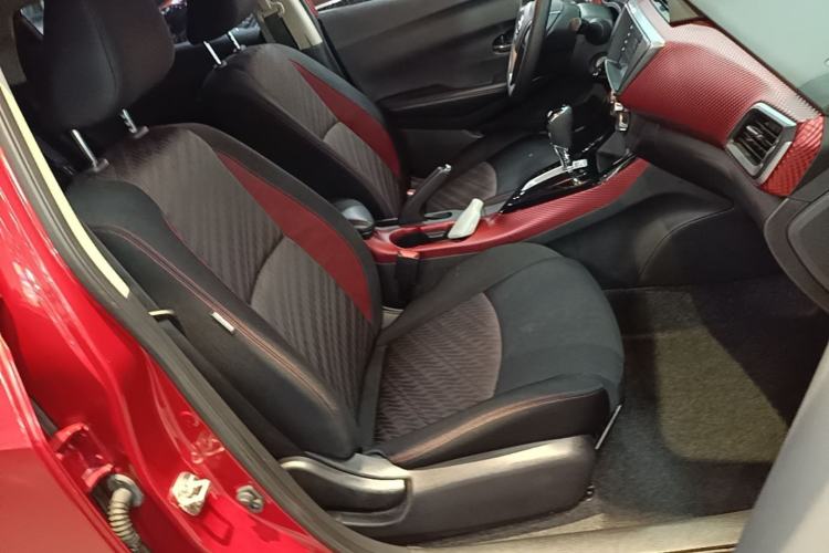 Used Nissan Lannia 2019 1.6L CVT Cool Edition China VI Right Front Seat