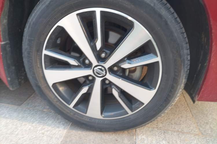 Used Nissan Lannia 2019 1.6L CVT Cool Edition China V Standard Right Front Wheel Hub