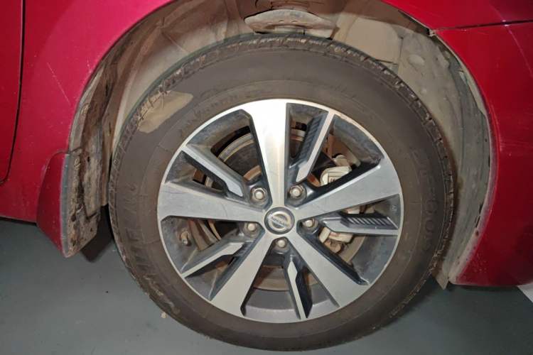Used Nissan Lannia 2019 1.6L CVT Cool Edition China VI Right Front Wheel Hub