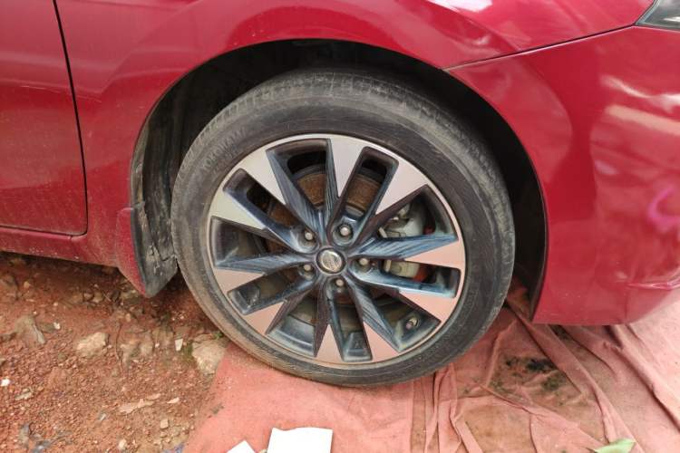 Used Nissan Lannia 2019 1.6L CVT Smart Connect Smart Cool Version China V Standard Right Front Wheel Hub