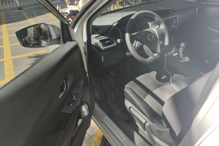 Used Nissan Lannia 2019 1.6L Manual Fashion Edition China V Standard Driver Seat