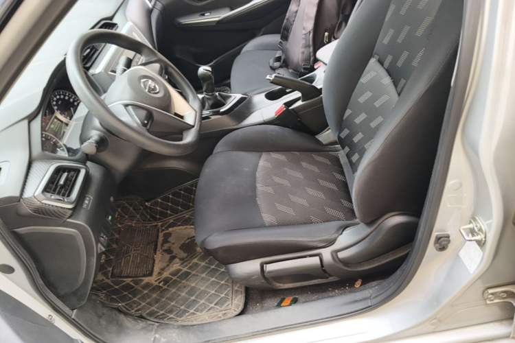 Used Nissan Lannia 2019 1.6L Manual Fashion Edition China VI Standard Left Front Seat