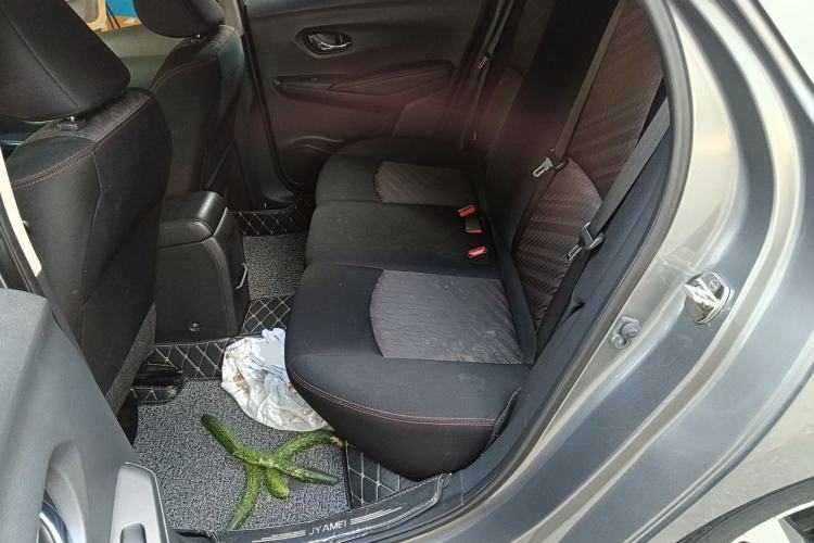 Used Nissan Lannia 2019 1.6L CVT Smart Connect Smart Cool Version China V Standard Left Rear Seat