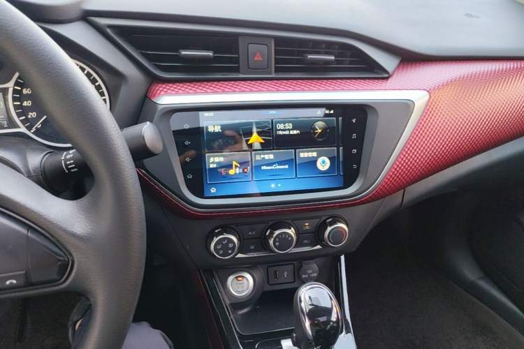 Used Nissan Lannia 2019 1.6L CVT Smart Connect Smart Cool Version China VI Standard Audio And AC Panel