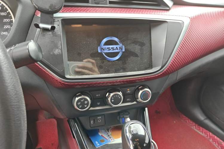 Used Nissan Lannia 2019 1.6L CVT Cool Edition China V Standard Audio And AC Panel