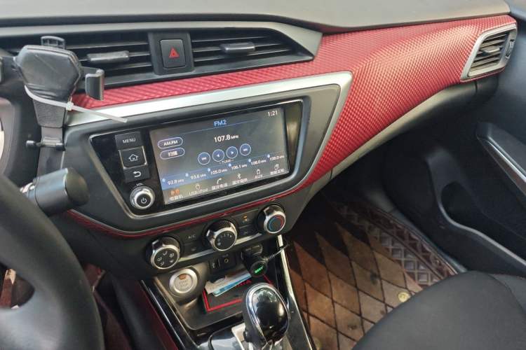 Used Nissan Lannia 2019 1.6L CVT Smart Connect Smart Cool Version China VI Standard Audio And AC Panel