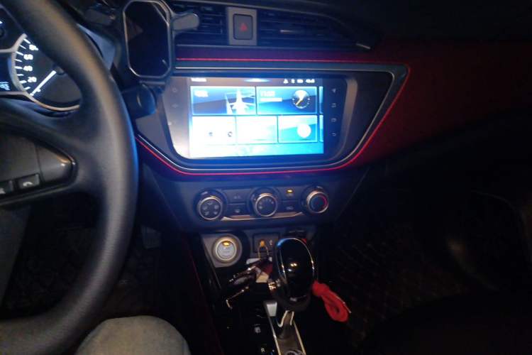 Used Nissan Lannia 2019 1.6L CVT Smart Connect Smart Cool Version China VI Standard Audio And AC Panel