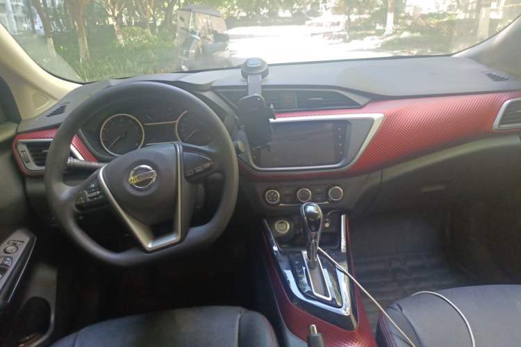 Used Nissan Lannia 2019 1.6L CVT Smart Connect Smart Cool Version China V Standard Center Console