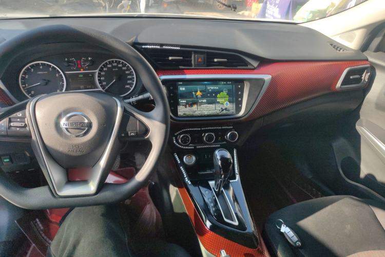 Used Nissan Lannia 2019 1.6L CVT Smart Connect Smart Cool Version China VI Standard Center Console