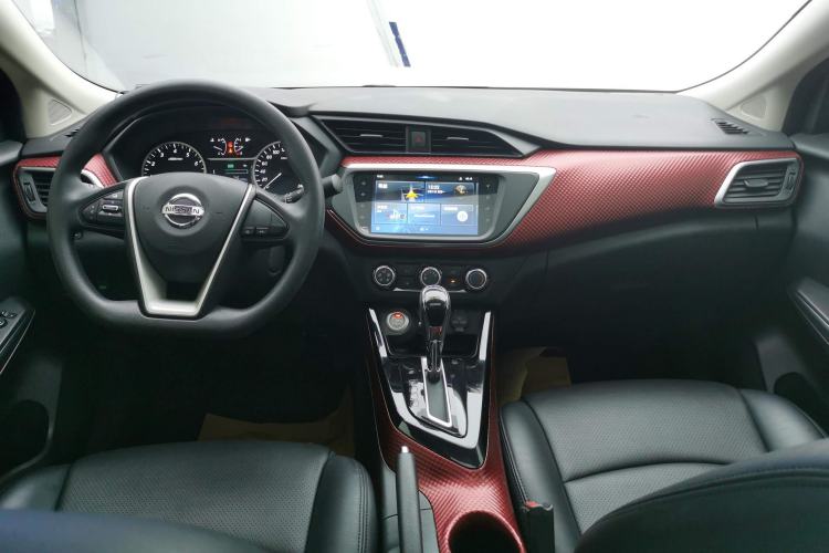 Used Nissan Lannia 2019 1.6L CVT Smart Connect Smart Cool Version China VI Standard Center Console