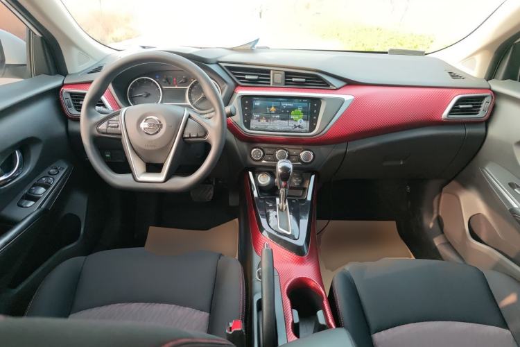 Used Nissan Lannia 2019 1.6L CVT Smart Connect Smart Cool Version China VI Standard Center Console