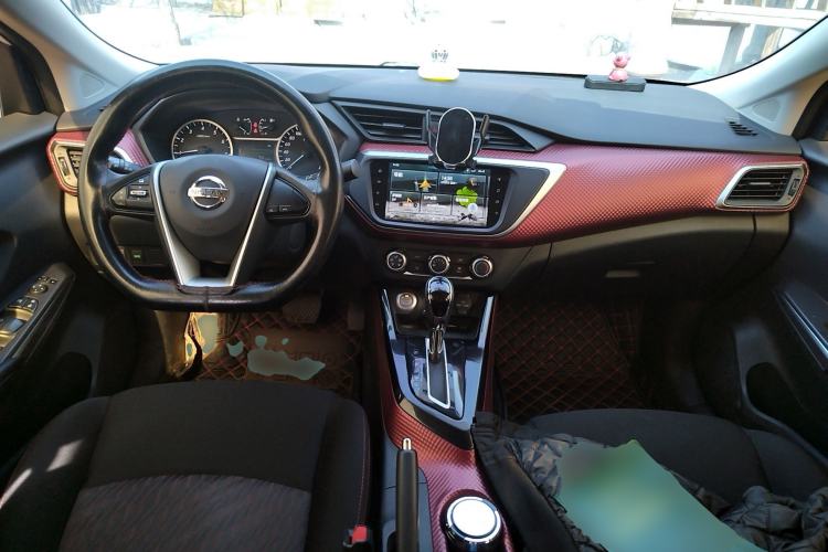 Used Nissan Lannia 2019 1.6L CVT Smart Connect Smart Cool Version China V Standard Center Console
