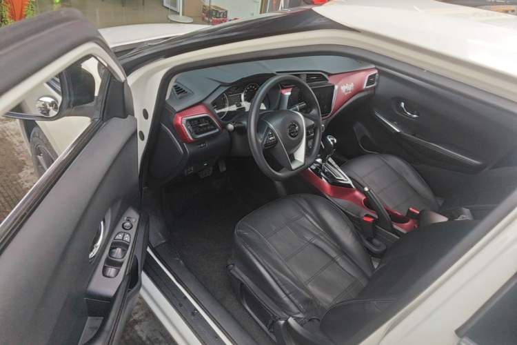 Used Nissan Lannia 2019 1.6L CVT Cool Edition China V Standard Driver Seat