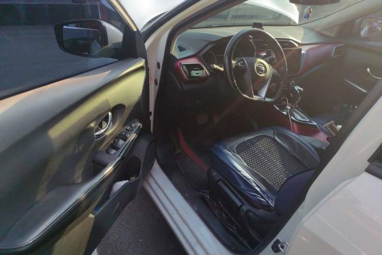 Used Nissan Lannia 2019 1.6L CVT Cool Edition China VI Driver Seat