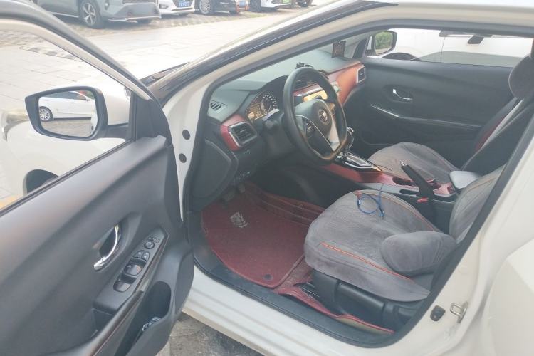 Used Nissan Lannia 2019 1.6L CVT Smart Connect Smart Cool Version China V Standard Driver Seat