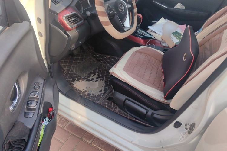 Used Nissan Lannia 2019 1.6L CVT Cool Edition China VI Driver Seat