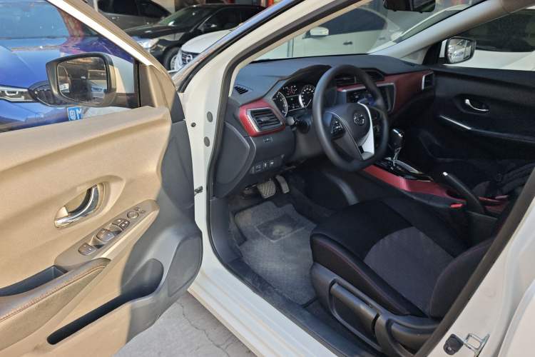 Used Nissan Lannia 2019 1.6L CVT Smart Connect Smart Cool Version China VI Standard Driver Seat