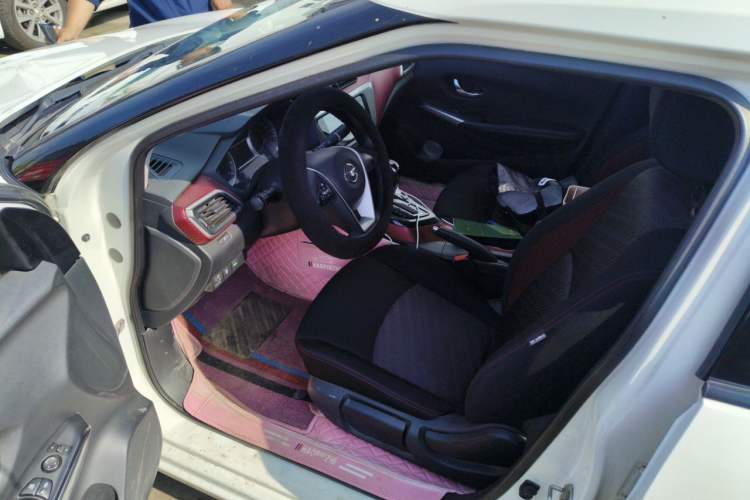 Used Nissan Lannia 2019 1.6L CVT Smart Connect Smart Cool Version China VI Standard Driver Seat