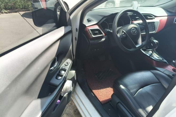 Used Nissan Lannia 2019 1.6L CVT Smart Connect Smart Cool Version China V Standard Driver Seat