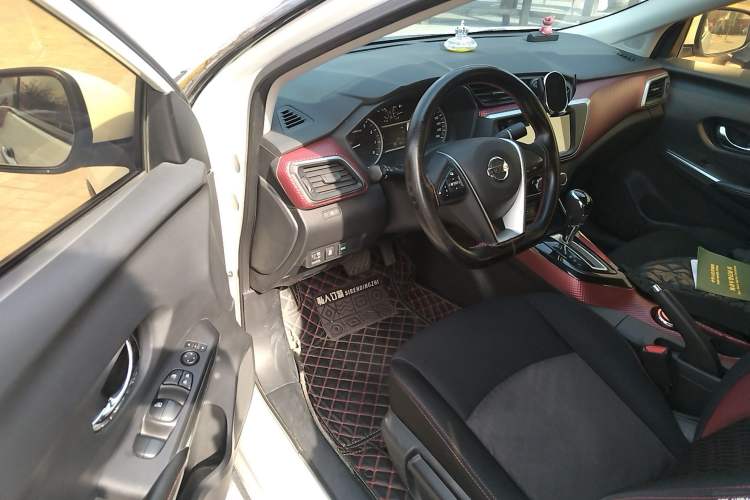 Used Nissan Lannia 2019 1.6L CVT Smart Connect Smart Cool Version China V Standard Driver Seat