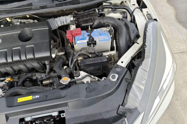 Used Nissan Lannia 2019 1.6L CVT Smart Connect Smart Cool Version China V Standard Engine Bay Left