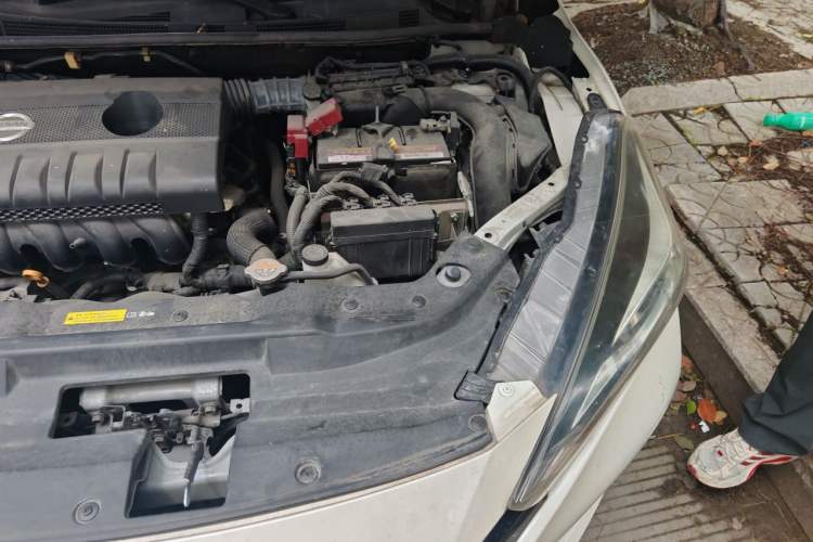 Used Nissan Lannia 2019 1.6L CVT Smart Connect Smart Cool Version China V Standard Engine Bay Left